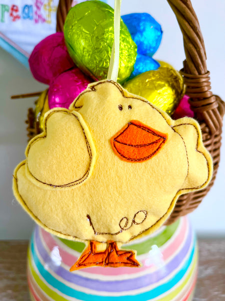 Little Chick hanging decoration