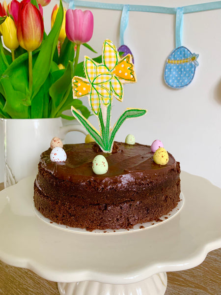 Daffodil Cake Topper