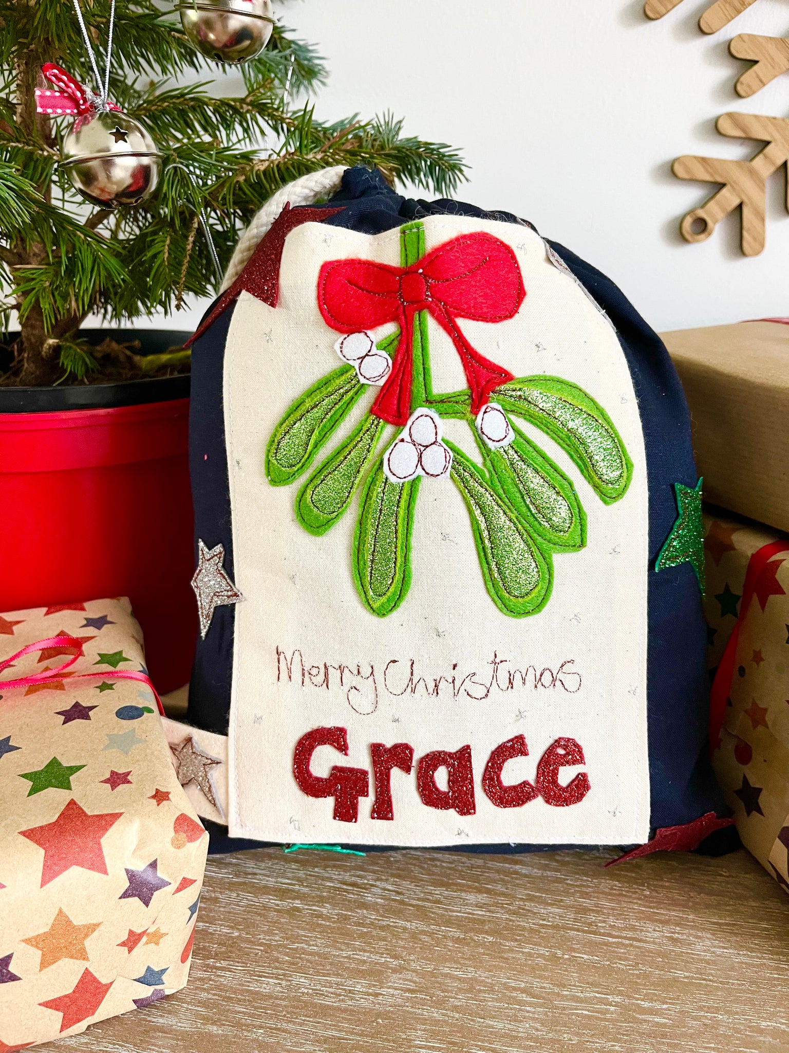 Mistletoe Santa Sack