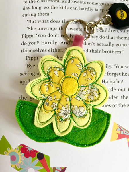 Daisy Keyring