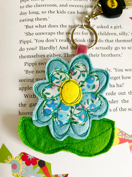 Daisy Keyring