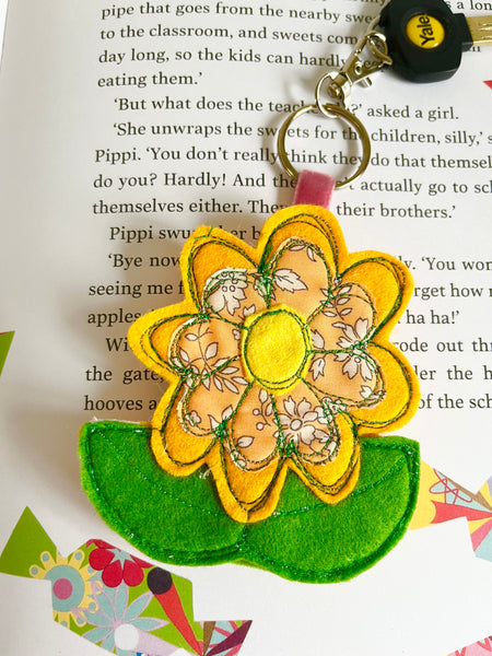 Daisy Keyring