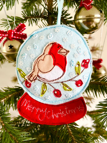 Robin Snow Globe Decoration