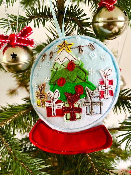 Christmas Tree and Presents Snow Globe Decoration