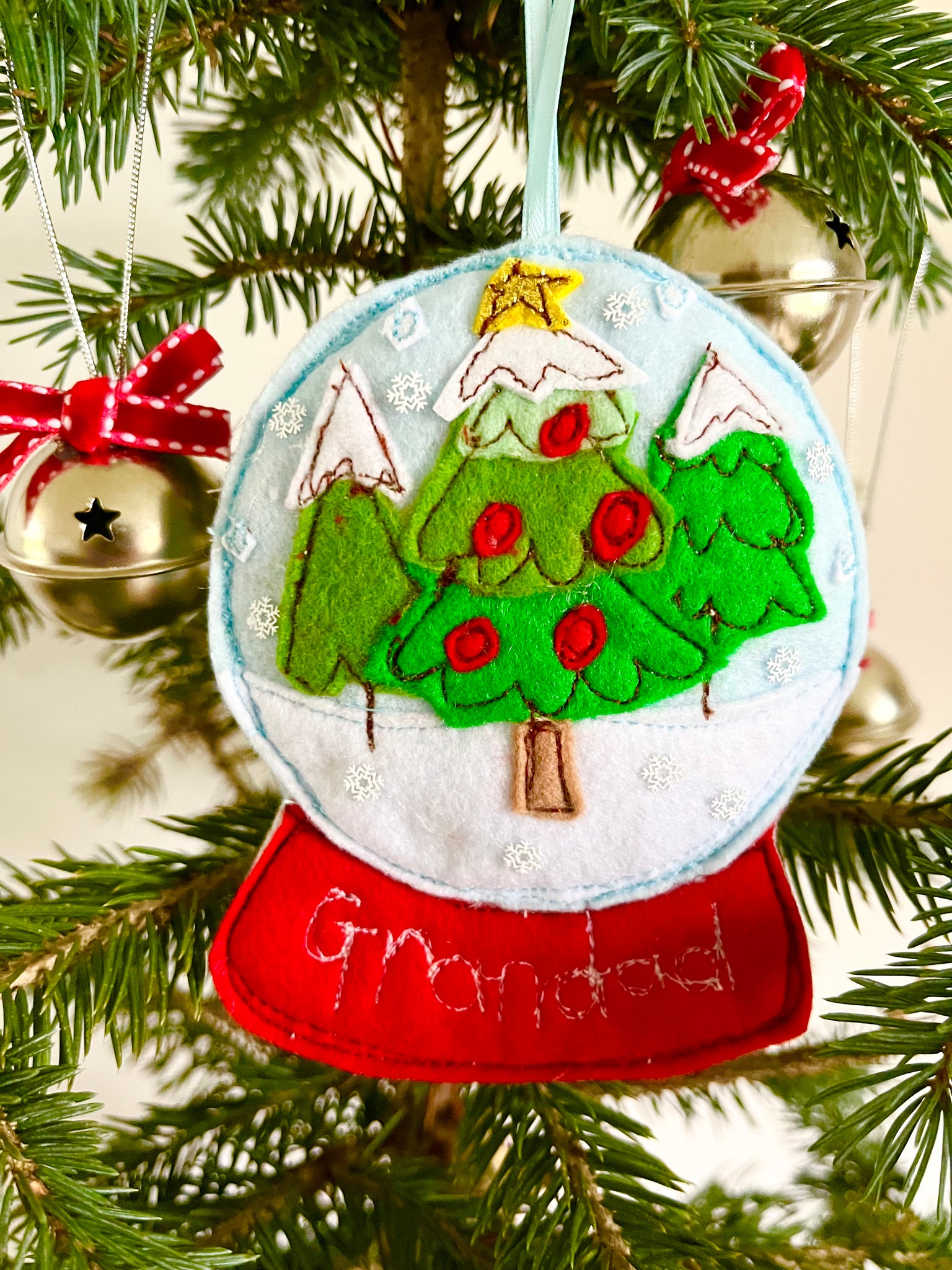 Christmas trees Snow Globe Decoration