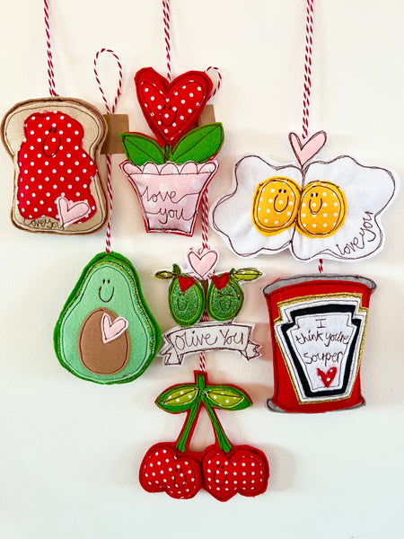 I Think You're Souper, tin of soup