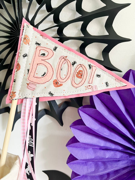 Pink Boo ! Halloween Flags