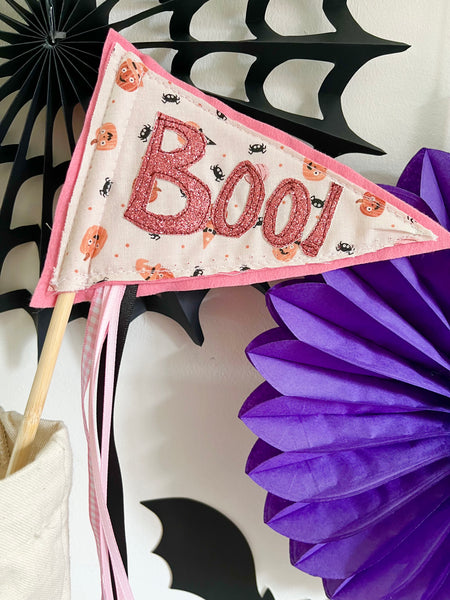 Pink Boo ! Halloween Flags