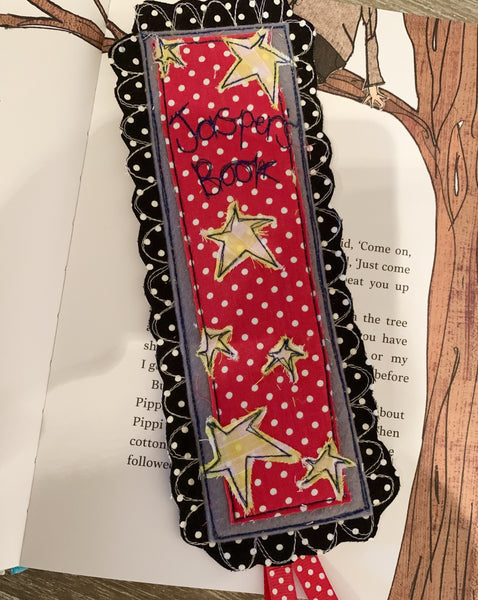 Machine embroidered personalised bookmark, stars