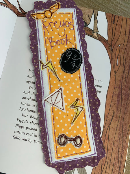 Machine embroidered personalised bookmark, harry potter